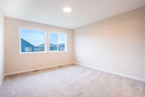 56 Corner Glen Green Ne, Calgary, AB 
