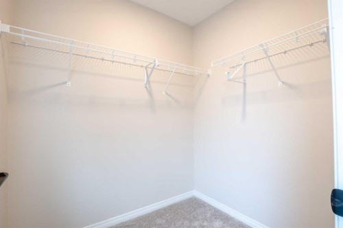 56 Corner Glen Green Ne, Calgary, AB 