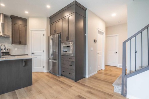 56 Corner Glen Green Ne, Calgary, AB 