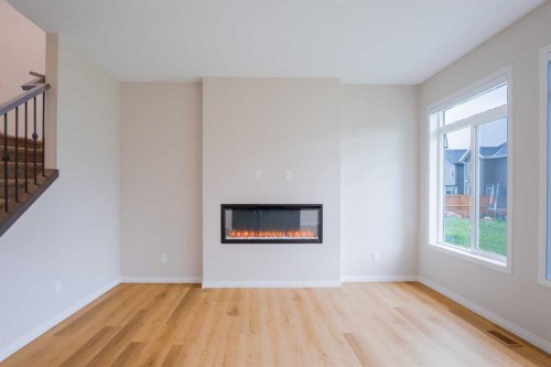 56 Corner Glen Green Ne, Calgary, AB 