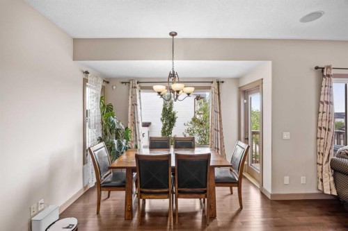 282 Pantego Terrace Nw, Calgary, AB - Indoor Photo Showing Dining Room