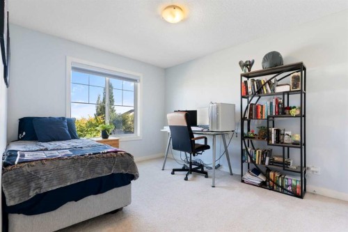 90 Pantego Lane Nw, Calgary, AB 