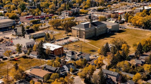 129 18 Avenue Nw, Calgary, AB - Outdoor With View