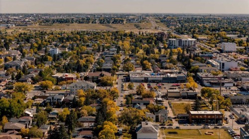 129 18 Avenue Nw, Calgary, AB - Outdoor With View