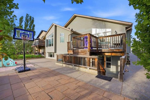 203 Hillcrest Boulevard, Strathmore, AB 