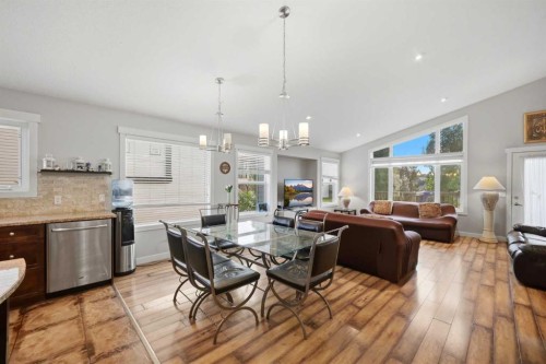 203 Hillcrest Boulevard, Strathmore, AB 