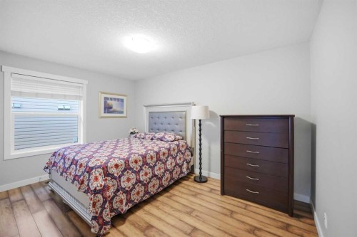 203 Hillcrest Boulevard, Strathmore, AB 