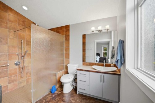 203 Hillcrest Boulevard, Strathmore, AB 