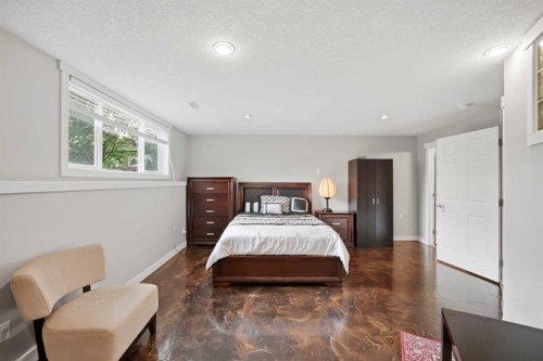 203 Hillcrest Boulevard, Strathmore, AB 