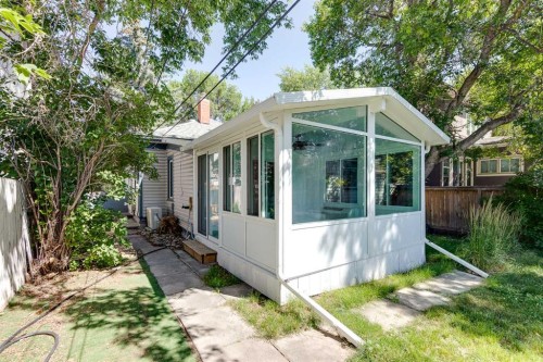 245 21 Avenue Nw, Calgary, AB - Outdoor