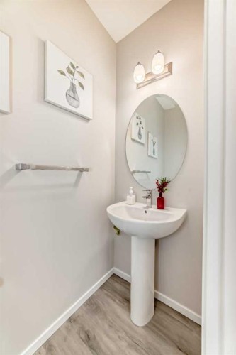 131 Carringham Road Nw, Calgary, AB - Indoor Photo Showing Bathroom