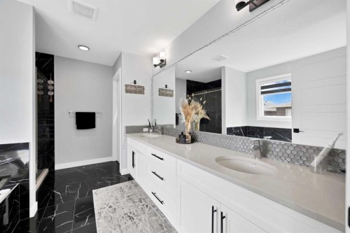 211 Dawson Harbour Court, Chestermere, AB 