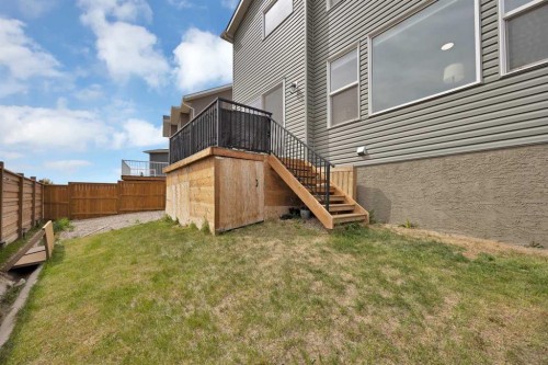 211 Dawson Harbour Court, Chestermere, AB 