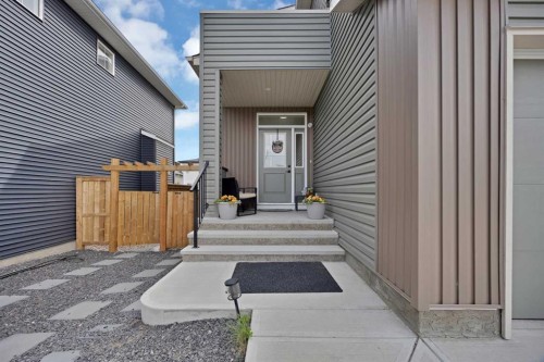 211 Dawson Harbour Court, Chestermere, AB 