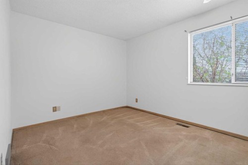 147 Martindale Drive Ne, Calgary, AB - Indoor Photo Showing Other Room