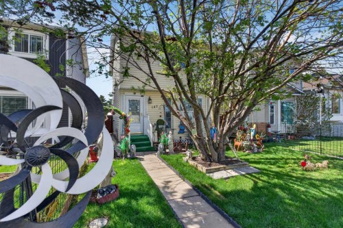 147 Martindale Drive Ne, Calgary, AB - Outdoor