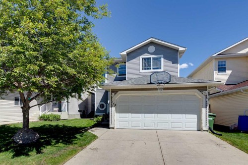 143 Silver Springs Way NW Airdrie, AB T4B 2V4