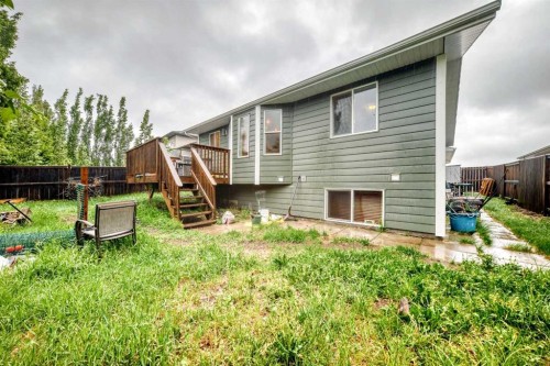 76 Hillview Drive, Strathmore, AB 