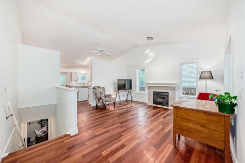 76 Hillview Drive, Strathmore, AB 
