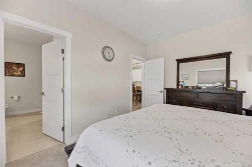 66 Stenlea Gate, Carstairs, AB 