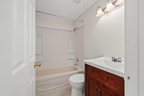 107 Tararidge Close Ne, Calgary, AB - Indoor Photo Showing Bathroom