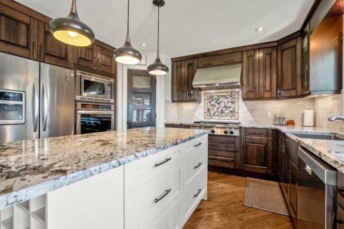 59 Signature Heights Sw, Calgary, AB 
