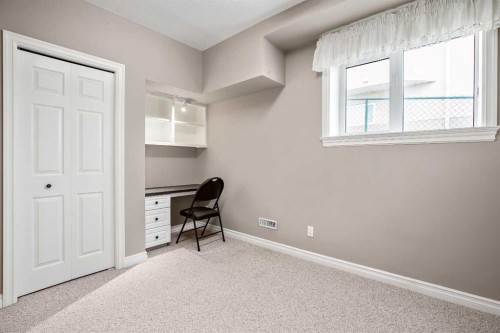 59 Signature Heights Sw, Calgary, AB 