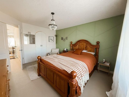 217 West Creek Circle, Chestermere, AB 