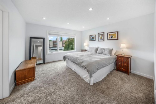 1734 37 Avenue Sw, Calgary, AB 