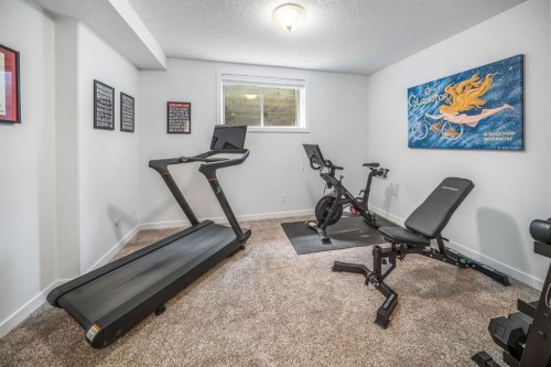 1734 37 Avenue Sw, Calgary, AB 