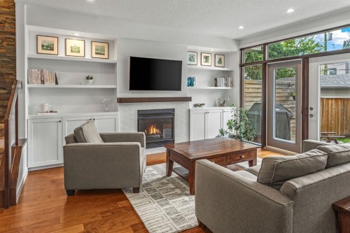 1734 37 Avenue Sw, Calgary, AB 