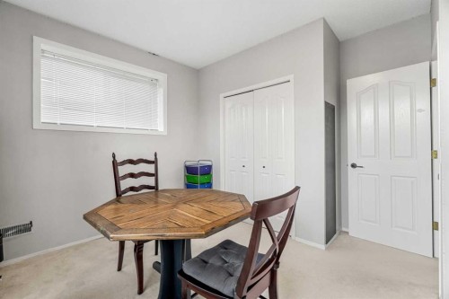 94 Edgebrook Heights Nw, Calgary, AB - Indoor Photo Showing Dining Room