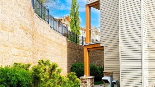 1-169 Rockyledge View Nw, Calgary, AB 