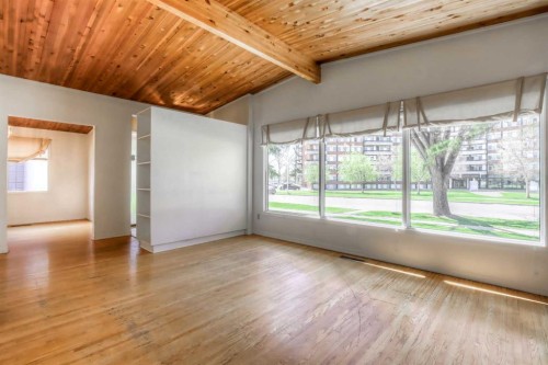 4512 Varsity Drive Nw, Calgary, AB 