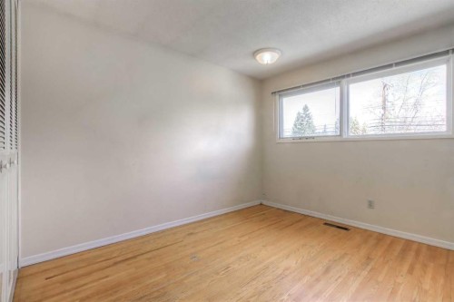 4512 Varsity Drive Nw, Calgary, AB 