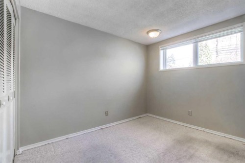 4512 Varsity Drive Nw, Calgary, AB 