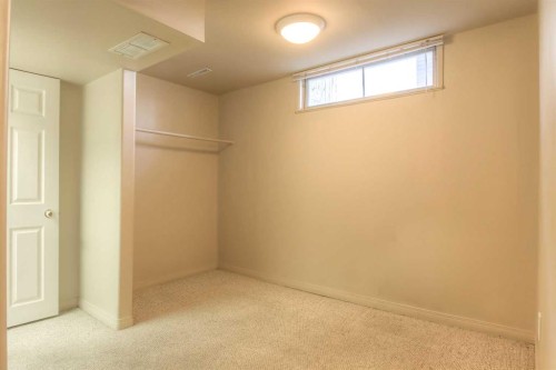 4512 Varsity Drive Nw, Calgary, AB 