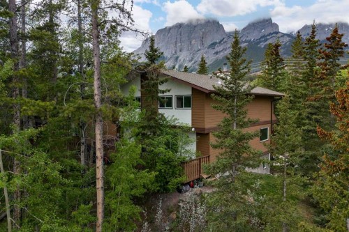 1-1061 Evergreen Circle, Canmore, AB - Outdoor