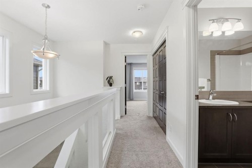 33 Redstone Common Ne, Calgary, AB 