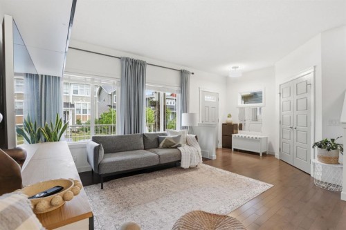 33 Redstone Common Ne, Calgary, AB 