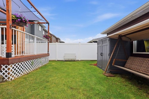 33 Redstone Common Ne, Calgary, AB 