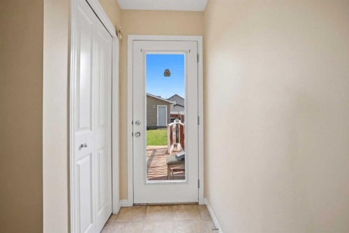 35 Saddlebrook Link Ne, Calgary, AB - Indoor Photo Showing Other Room