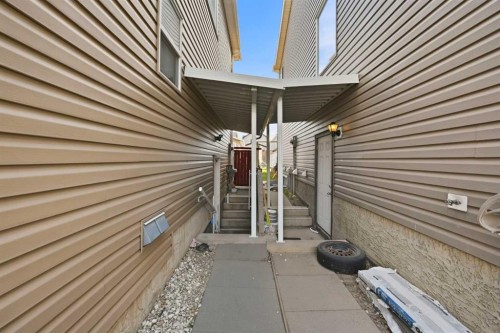 35 Saddlebrook Link Ne, Calgary, AB - Outdoor