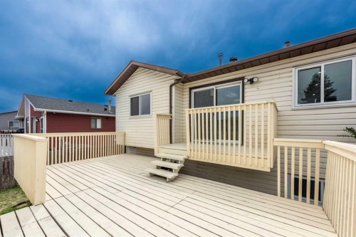 141 Falshire Close Ne, Calgary, AB 