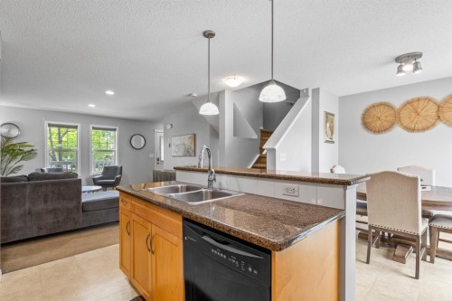 189 Country Village Manor Ne, Calgary, AB - Indoor