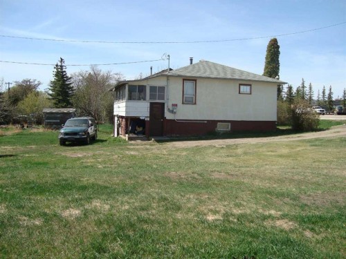 197 First Avenue, Trochu, AB - Outdoor