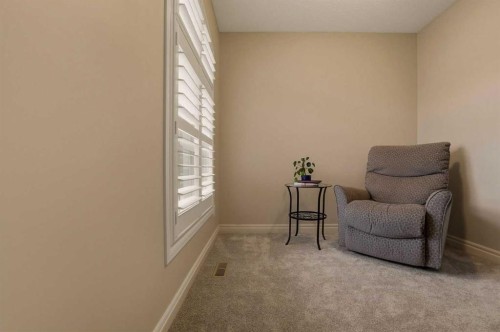 127 Marquis Grove Se, Calgary, AB - Indoor Photo Showing Bedroom