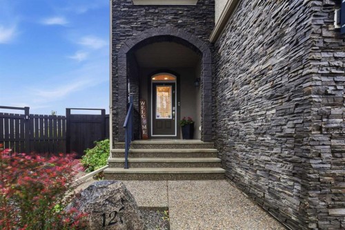 127 Marquis Grove Se, Calgary, AB - Outdoor