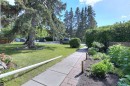 8908 33 Avenue Nw, Calgary, AB 
