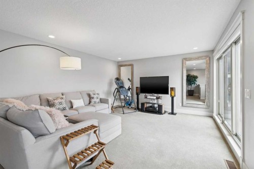 2308 4 Avenue Nw, Calgary, AB 